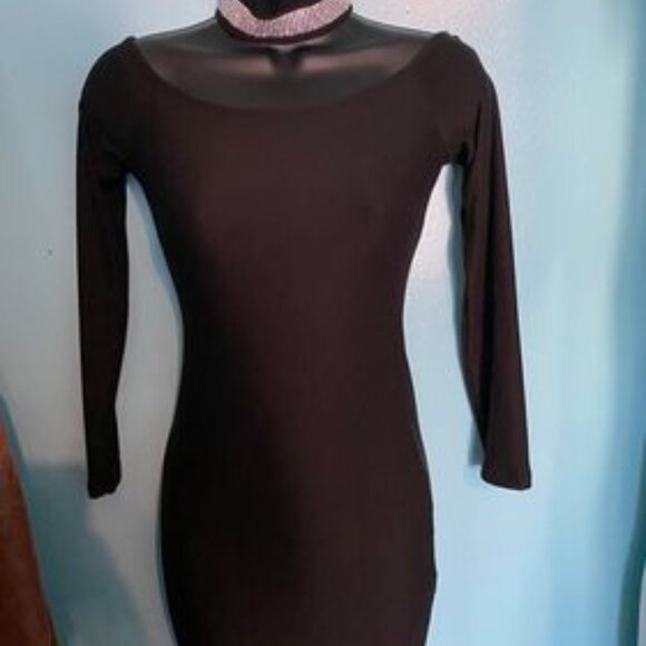 BUNDLE SALE: 15 % off 2 or more dresses/skirtsets - Picture 5 of 11